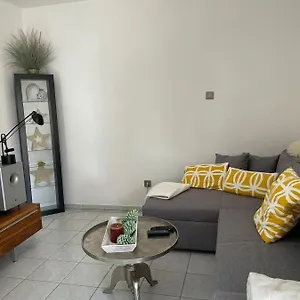 Vida Real Estate Apartment Feucht